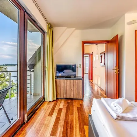Hotel Tino & 4*