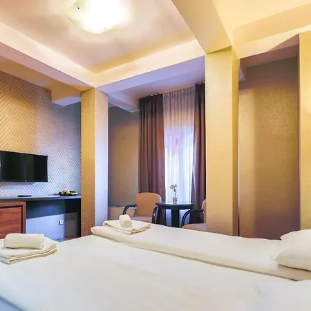 Tino & 4* Ohrid